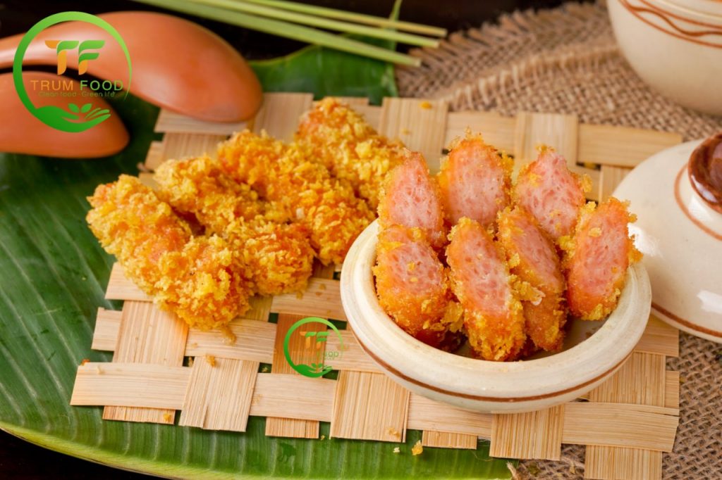 Nem chua rán tẩm bột giòn thơm - Món ăn vặt ngon bổ rẻ