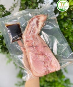 Giò heo muối chiên giòn nửa chân